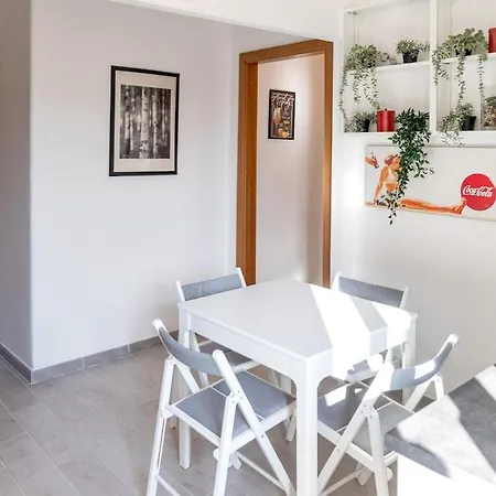 Large Family Apartment - 4 Bedrooms With Free Parking Near San Paolo Metro & University By Rhr-2